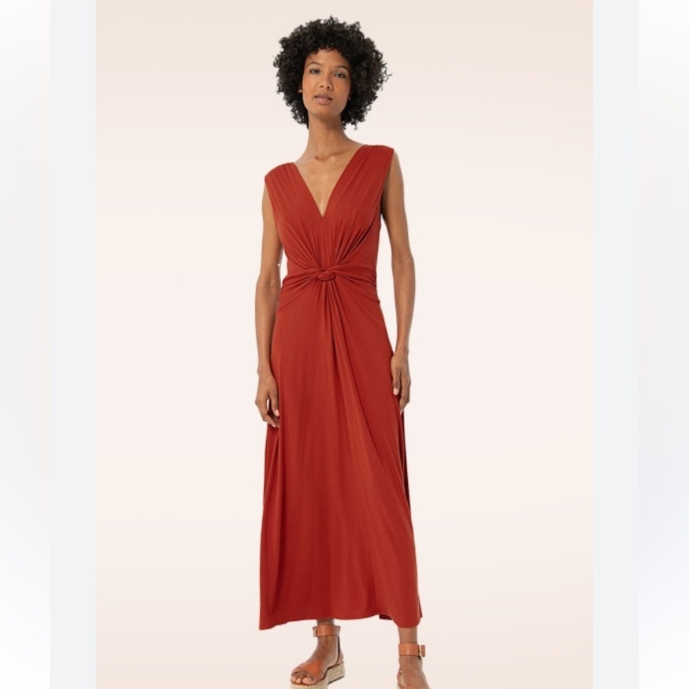 NWT IMAN GLOBAL CHIC TWIST FRONT SLEEVELESS BUTTERY SOFT MAXI DRESS BURNT UMBER